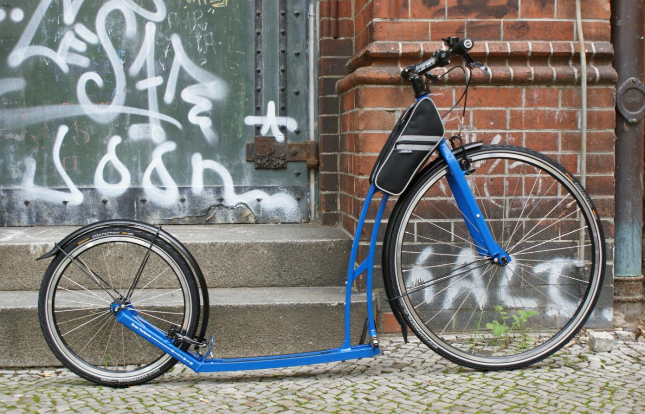 Tretroller M-I-B-O GT mit Rahmentasche