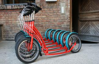 Verleihroller MIBO MASTR in Reihe